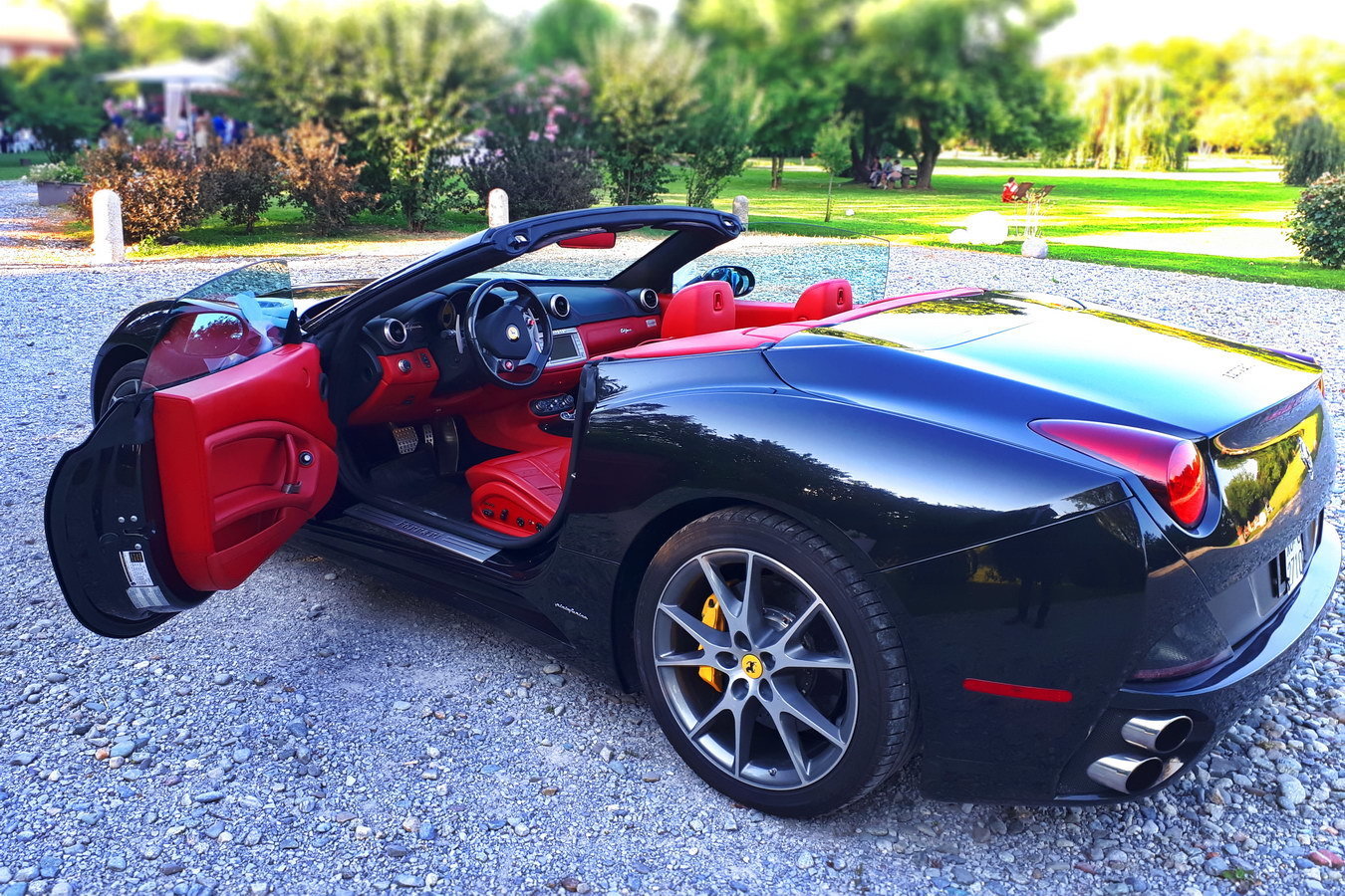Ferrari California per matrimoni ed eventi